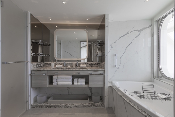 Silversea Silver Nova - Grand Suite 5, ©Silversea Cruises Ltd.jpg